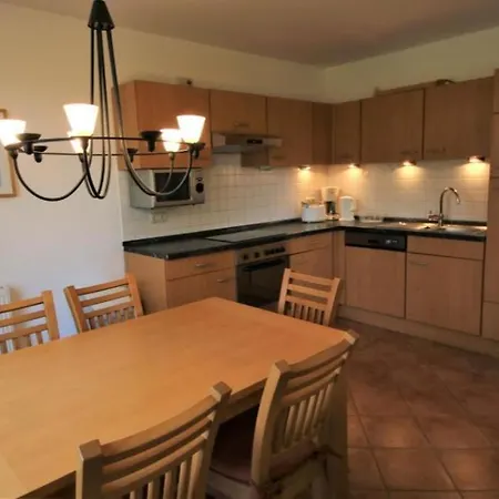 S 42 B - Ferienhaus Mit Terasse Und Grossem Garten An Der Mueritz Feriehus Röbel